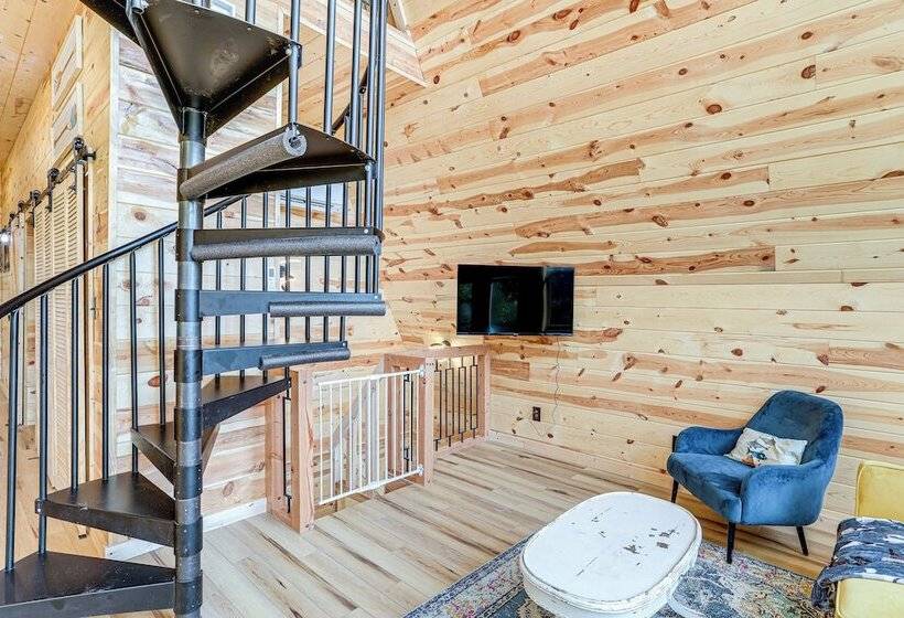 A Frame Hardy Cabin W/ Spring River Views!