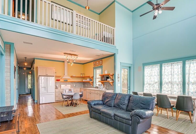 Beachfront St Teresa Home W/ Gulf Coast Views!