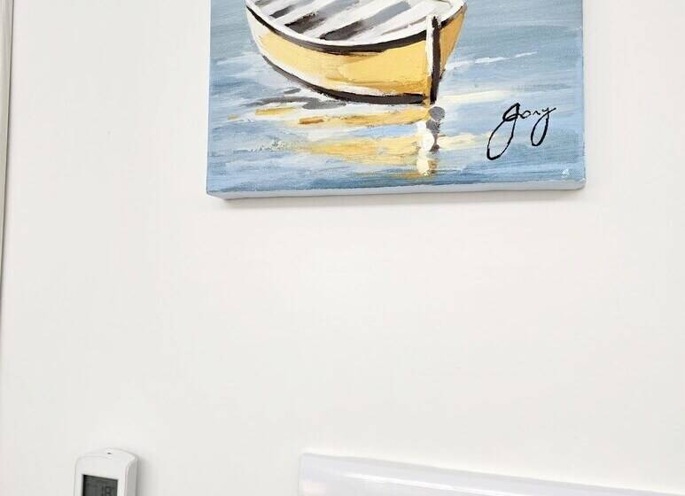 مبيت وإفطار Aquamarina Rooms