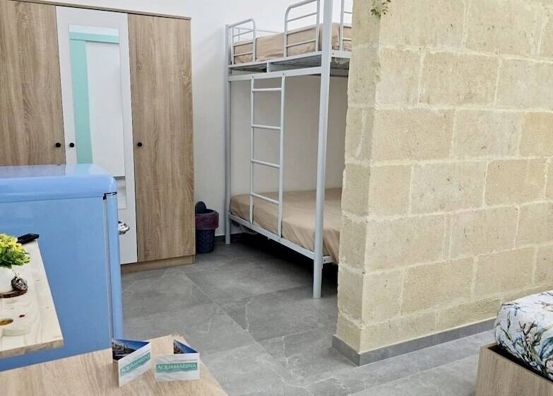 住宿加早餐 Aquamarina Rooms