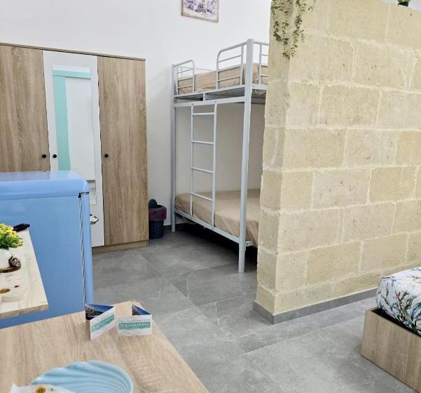 住宿加早餐 Aquamarina Rooms