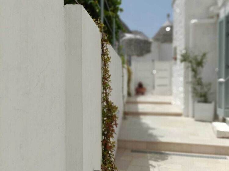 تختخواب و صبحانه Montesanto 60 Suite & Relax Alberobello