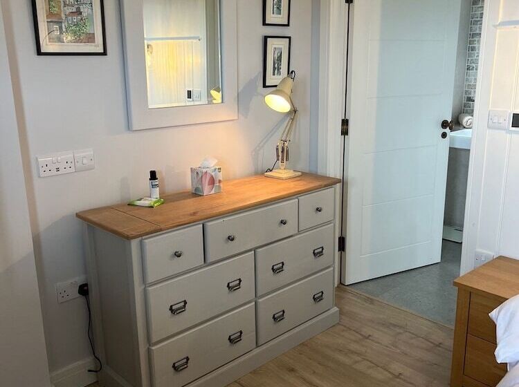 Botany Bay Beach Bed And Breakfast