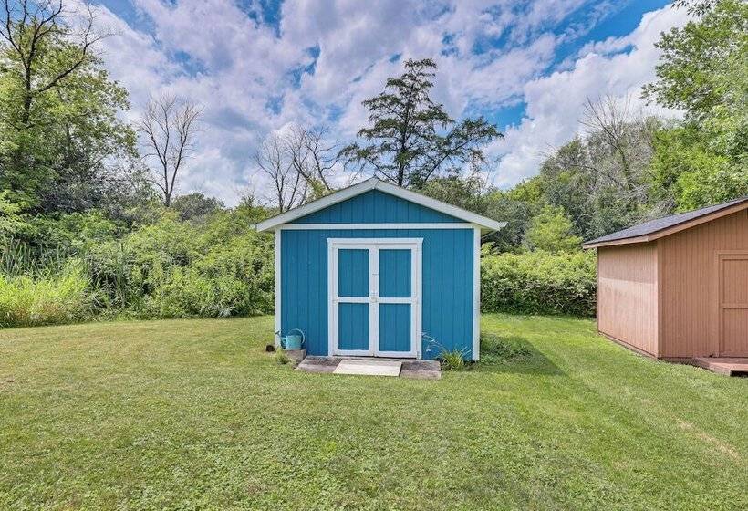 Cambridge Cabin   3 Min Walk To Lake Ripley!