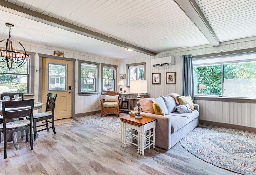 Cambridge Cabin   3 Min Walk To Lake Ripley!