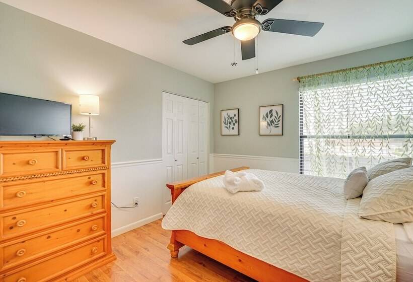 Waterfront Home W/ Gulf Access & Fishing Dock