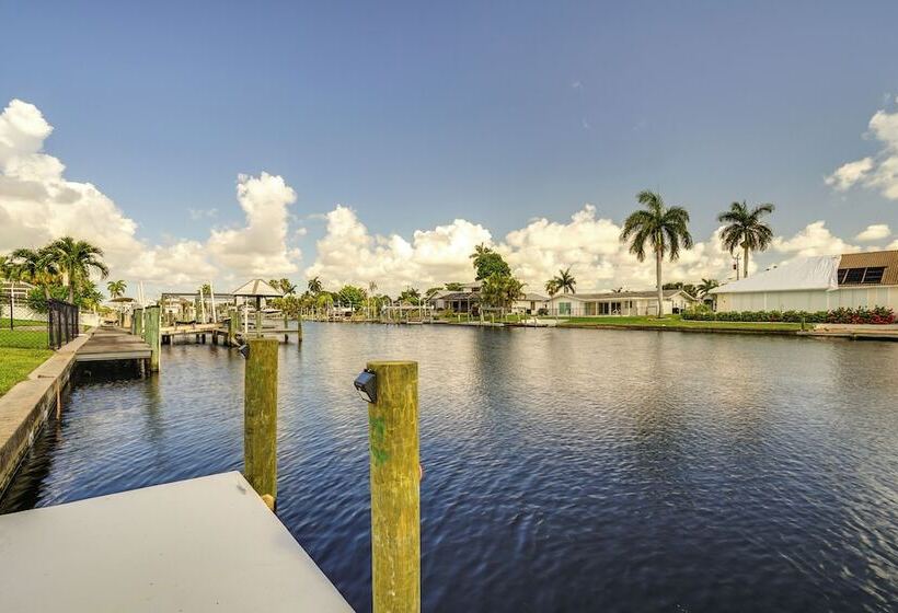 Waterfront Home W/ Gulf Access & Fishing Dock