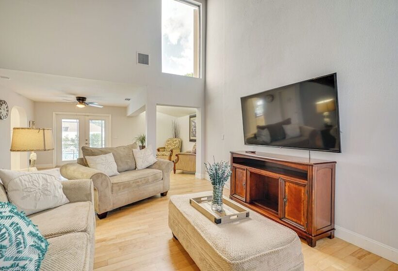 Waterfront Home W/ Gulf Access & Fishing Dock