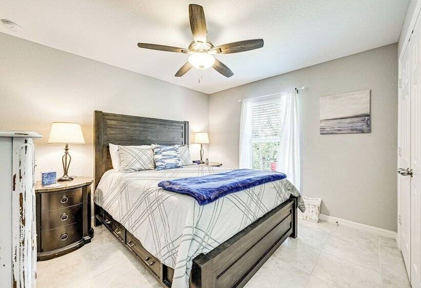 Saltwater Pool & Game Room: Gulf Coast Retreat