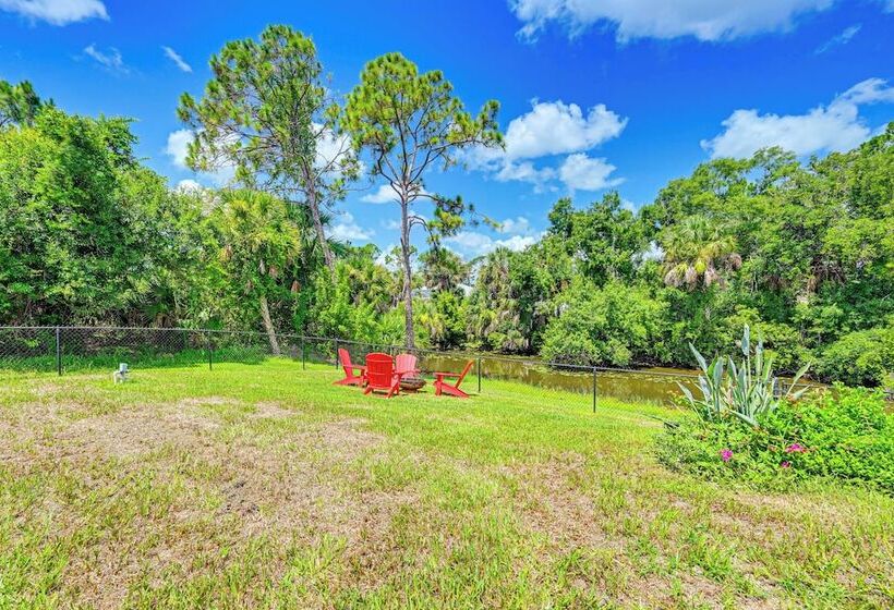 Saltwater Pool & Game Room: Gulf Coast Retreat