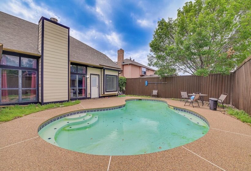 10 Mi To Lake Lewisville: Carrollton Home W/ Pool