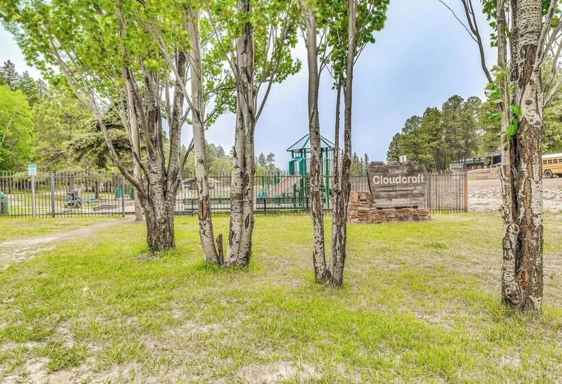 Central Cloudcroft Retreat W/ Wood Burning Stove!