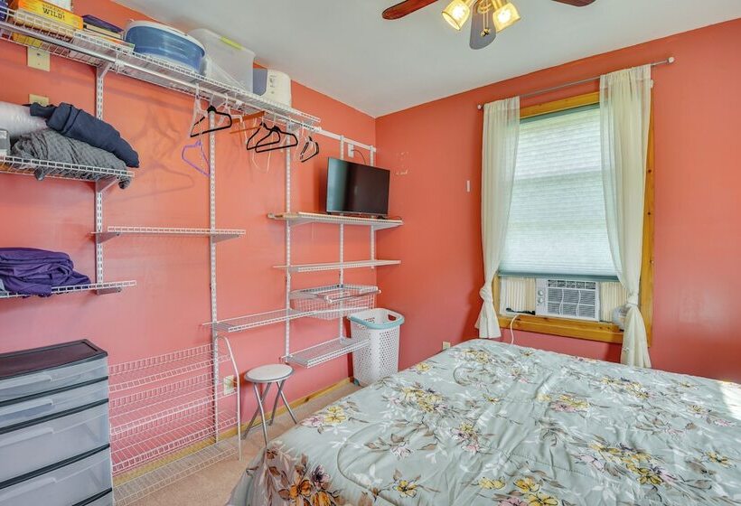 Lakefront Views & Private Yard: Three Mile Bay Gem