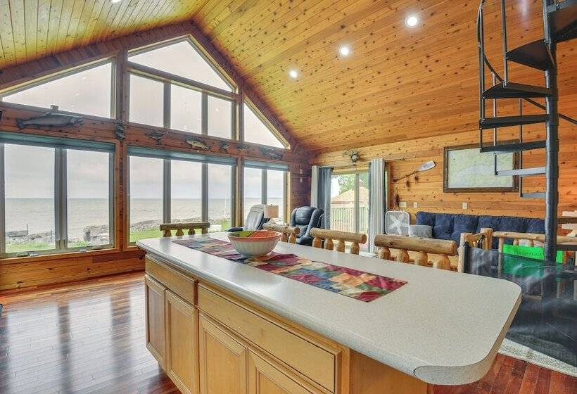 Lakefront Views & Private Yard: Three Mile Bay Gem