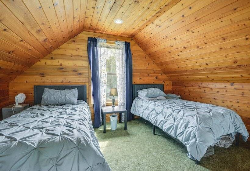 Lakefront Views & Private Yard: Three Mile Bay Gem