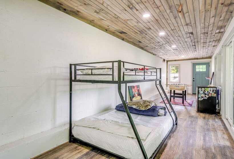 Dandridge Home On Douglas Lake W/ Hot Tub & Dock!