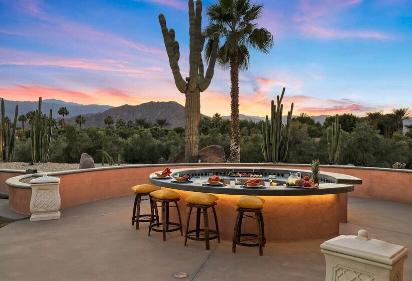 Eccentric Estate By Avantstay Empire Polo Views