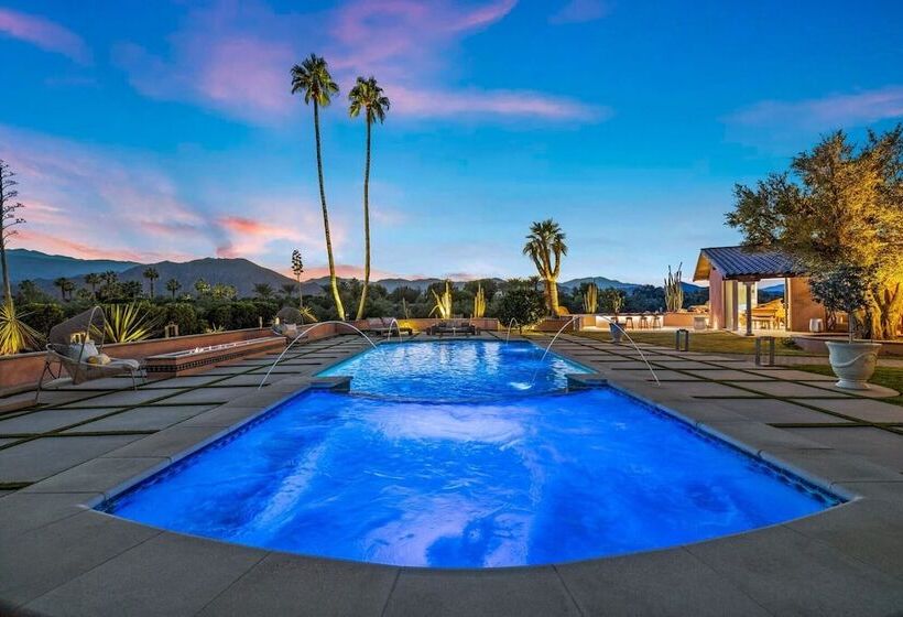 Eccentric Estate By Avantstay Empire Polo Views