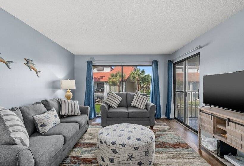 Lazy Lagoon By Avantstay Pool + Resort Access