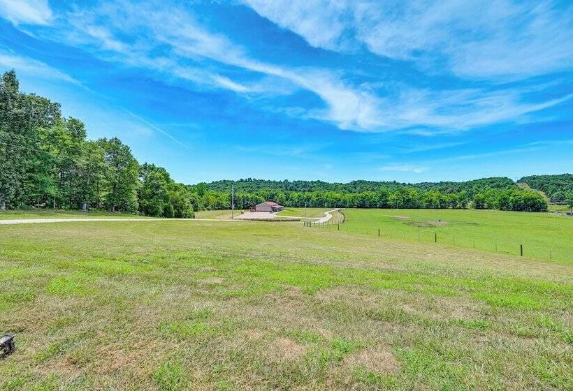 Unique Stay: Barndominium Near Rough River Lake!