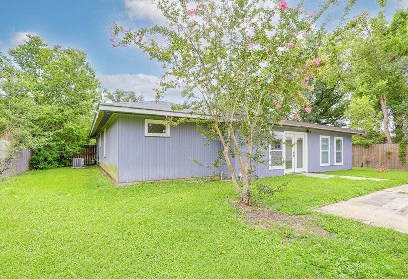 Fully Renovated Home ~ 1 Mi To Downtown Hammond!
