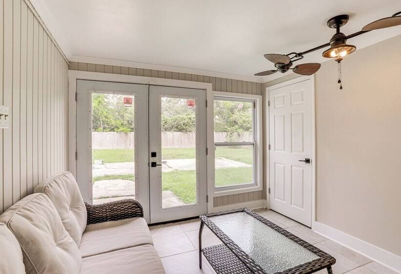 Fully Renovated Home ~ 1 Mi To Downtown Hammond!