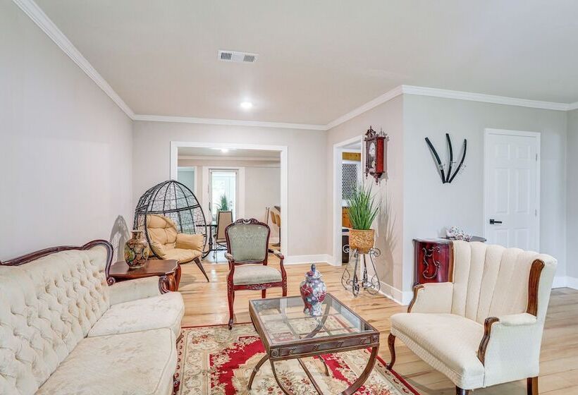 Fully Renovated Home ~ 1 Mi To Downtown Hammond!