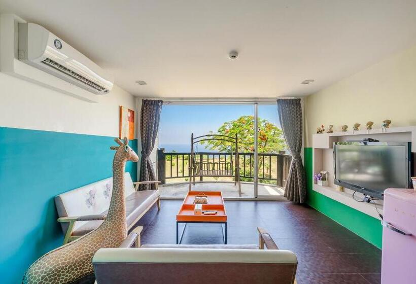 Happiness Ocean View B&b