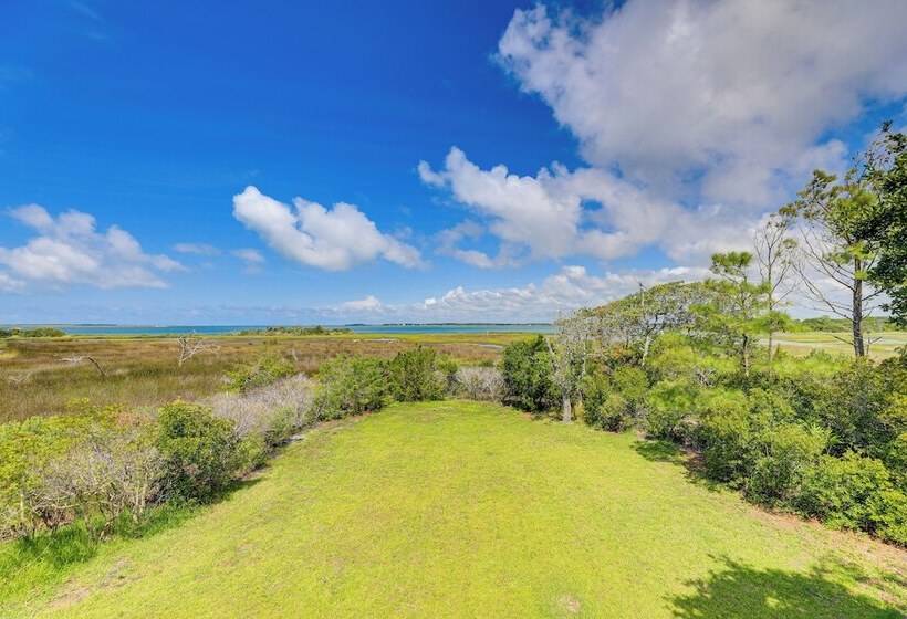 Waterfront Home W/ Screened Porch & Boat Access