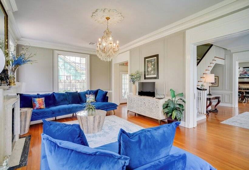 Historic Lake Charles Estate: Walk To Downtown!