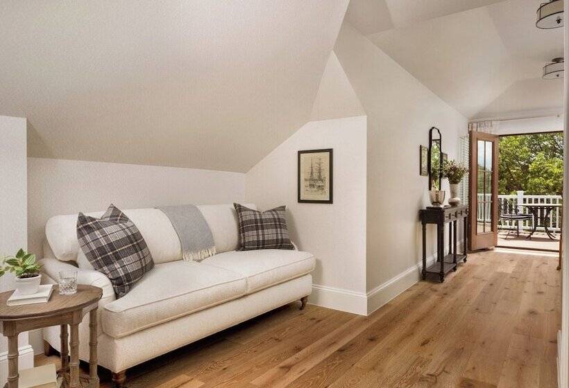 فندق 1313 West Luxury Boutique