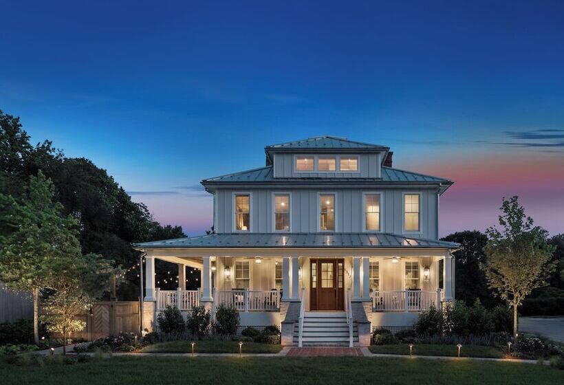 فندق 1313 West Luxury Boutique