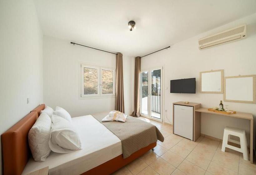 בית מלון כפרי Andros Seaview