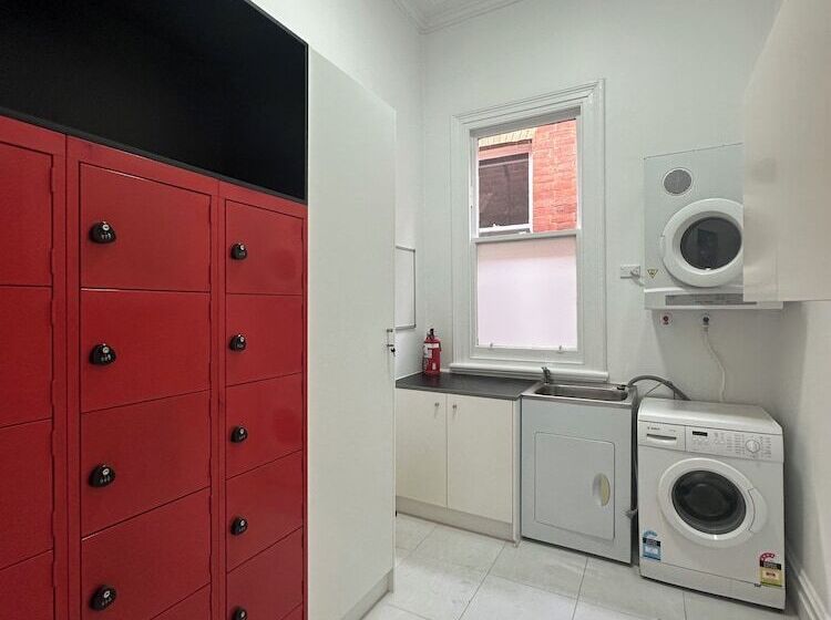 فندق Ark Apartments