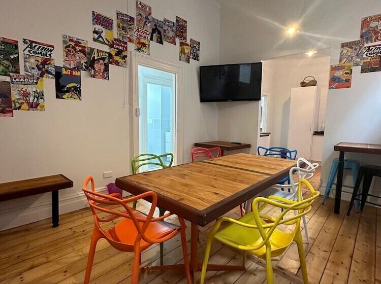 فندق Ark Apartments