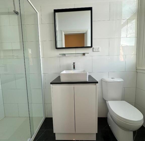 فندق Ark Apartments