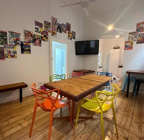 فندق Ark Apartments