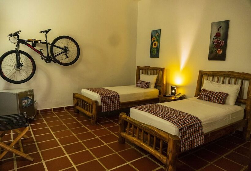 هتل Brisas La Gaviota Mariquita Tolima