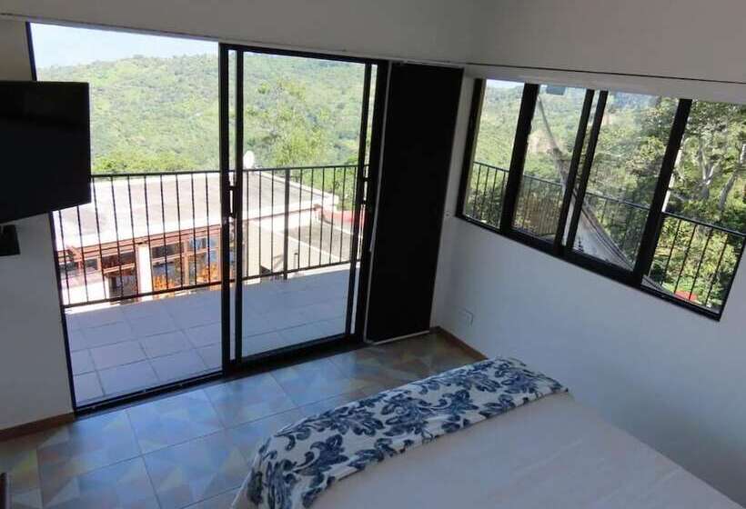 فندق Casa Portones