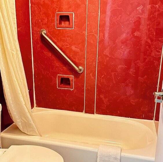 فندق Dreamland Inn And Suites