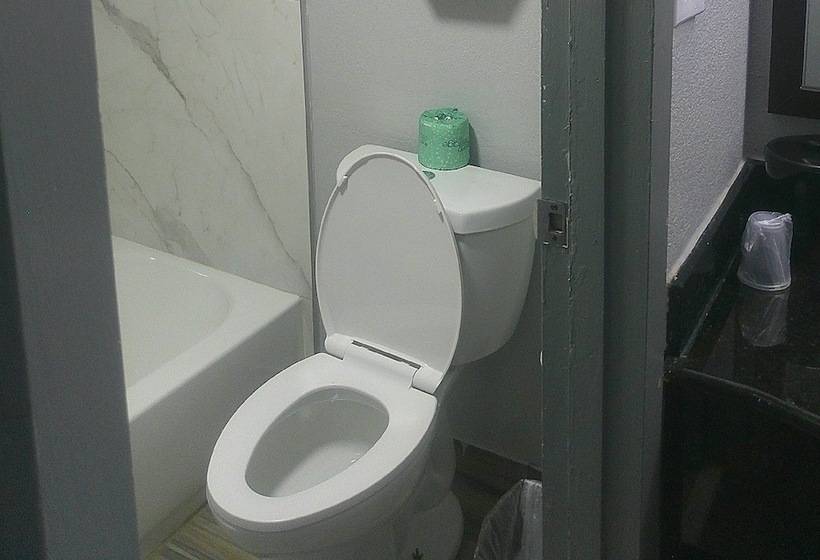 호텔 Hometowne Studios By Red Roof Richmond Airport Sandston