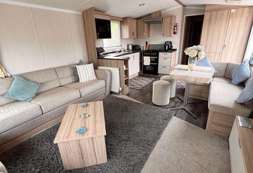 فندق Rockley Park In Poole Static Caravan