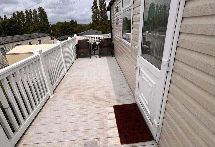 Отель Rockley Park In Poole Static Caravan