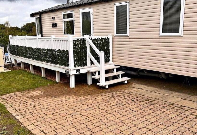 فندق Rockley Park In Poole Static Caravan
