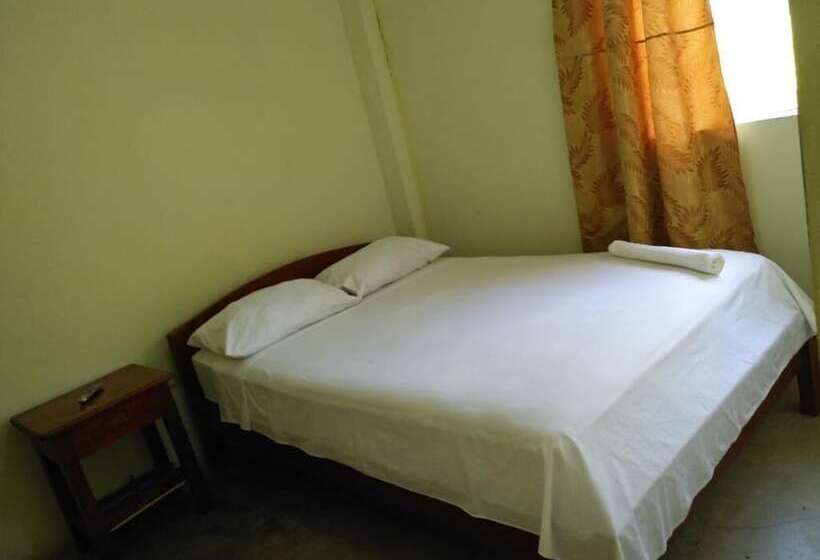 هتل Indiana Lodge