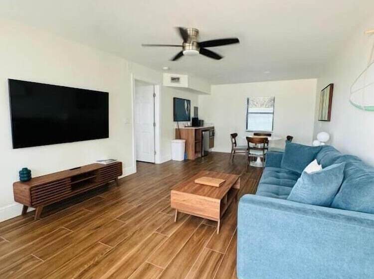 فندق Melbourne Beach Resort & Surf Club