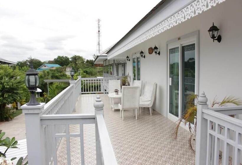 酒店 Moei Manee Resort