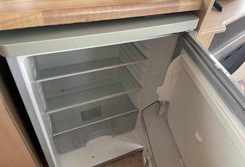 Отель Peaceful Millfield Caravan Park Skegness 4 Bed