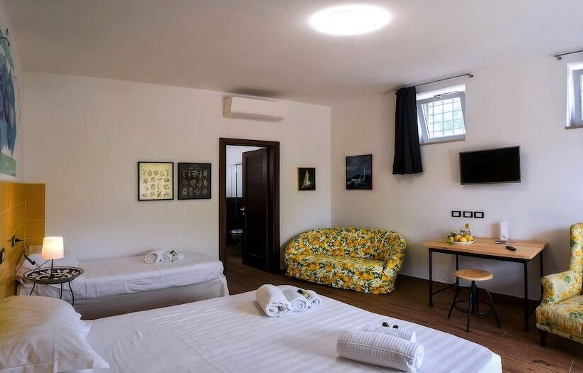 فندق ريفى Agriturismo Guerritore