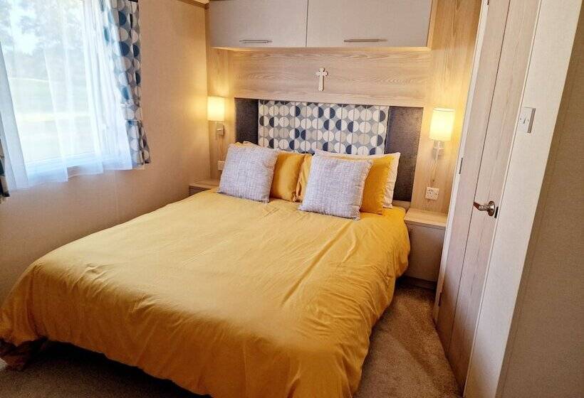 فندق Tranquil Lodge Retreat In Beattock